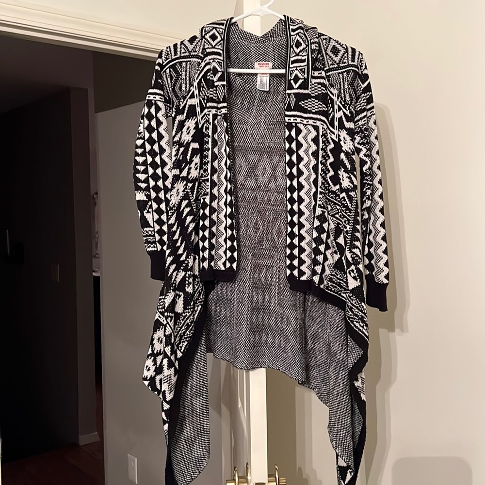 Knit cardigan